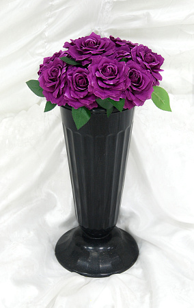 Роза цветная